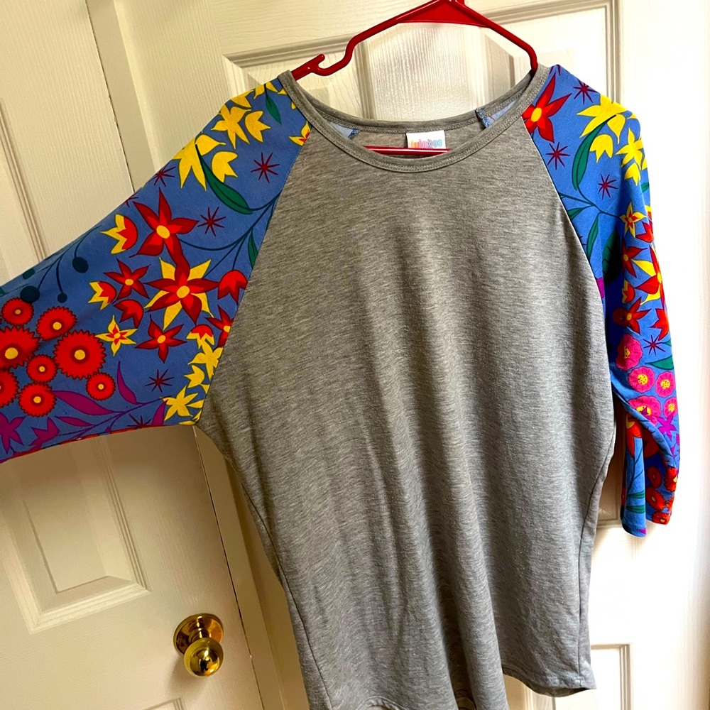LulaRoe XL Baseball tee